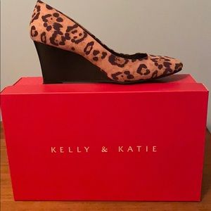 Wedge Heel- Leopard print